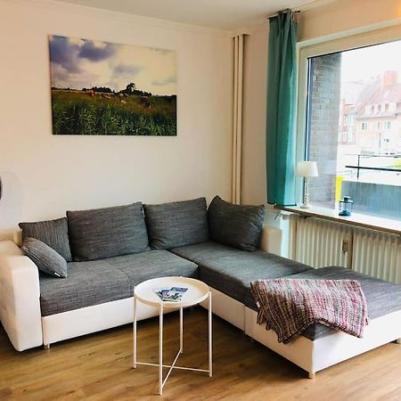 Zentrale Studio Wohnung In Emden Extérieur photo